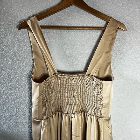 Show me your Mumu Gold Claire Satin Midi Dress Medium - Picture 9 of 9
